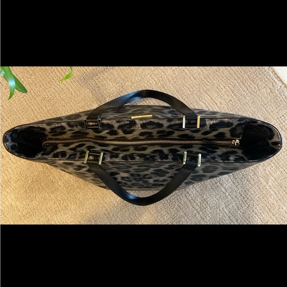 ❗️SOLD❗️🎉HP🎉 Kate Spade Tote Bag - Picture 10 of 11